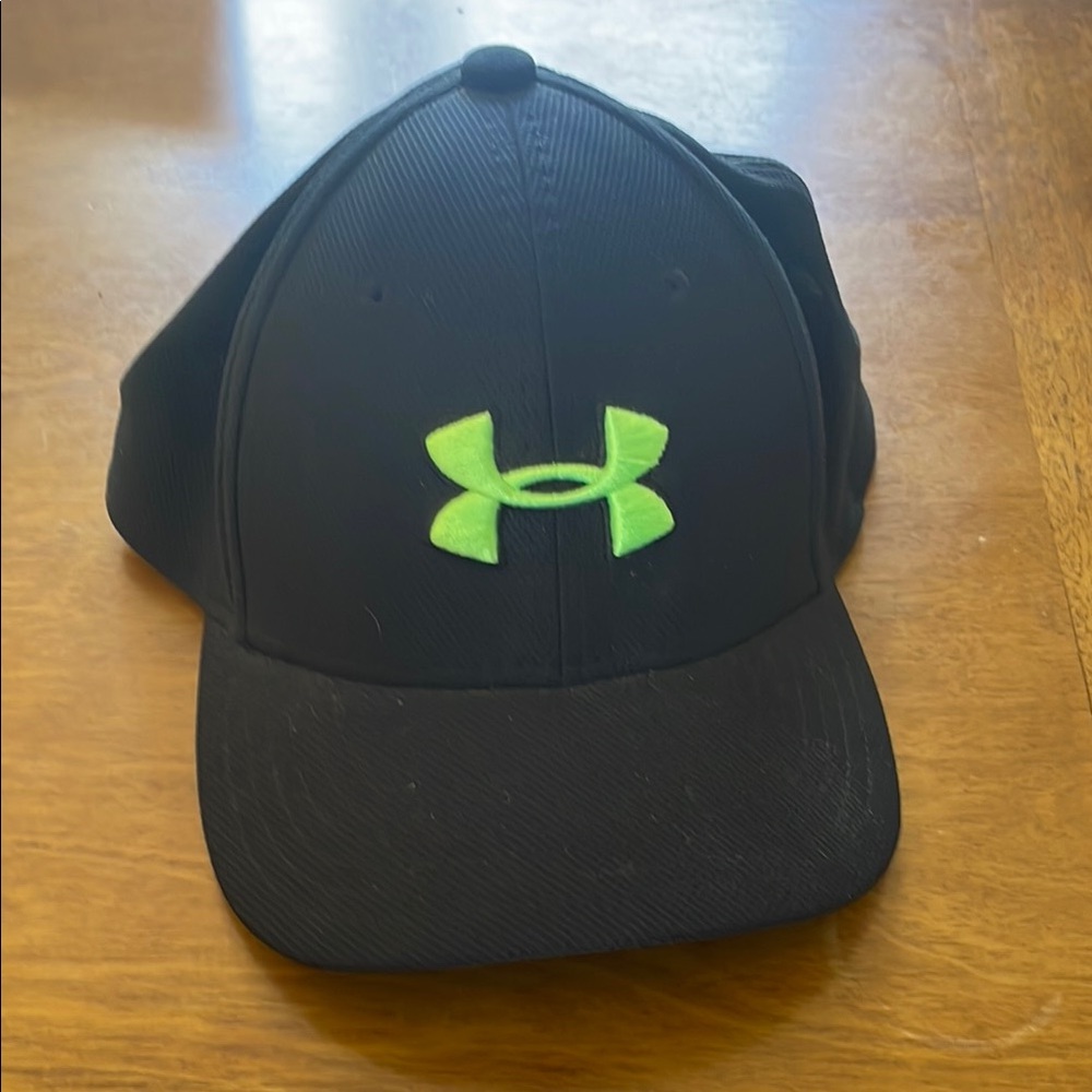 NWT- Under Armour Boys Black Cap with Neon Green Logo